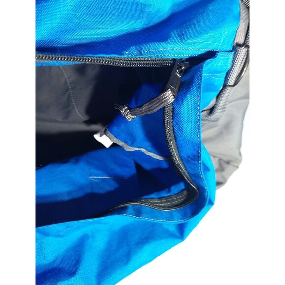 Cabela's Labatt Blue Extra Large Duffel Bag Gym Sports Camping Vacation Hunting - Picture 15 of 16